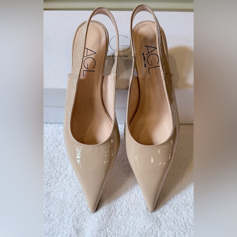 AGL Women's Nude Patent Leather Heels